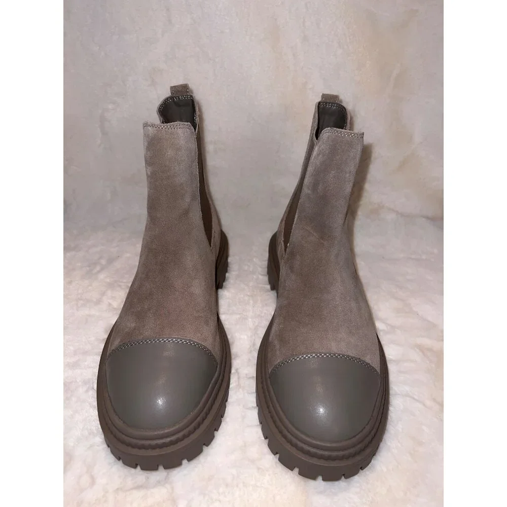 Steve Madden Mayslie Lug Sole Chelsea Boot – Taupe Suede, Size 8, New Without Bo - Picture 3 of 8